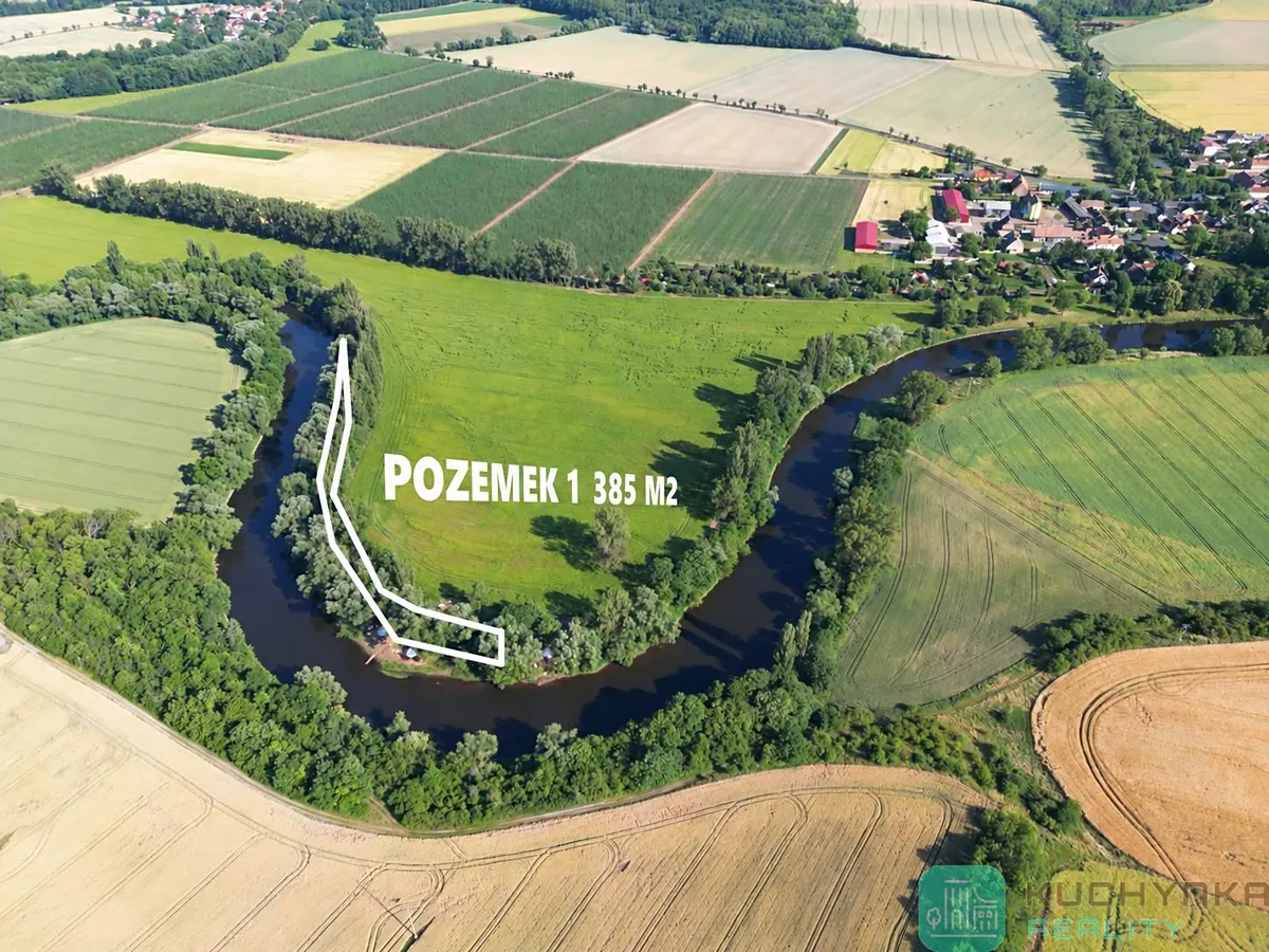 Prodej louky 1385 m²